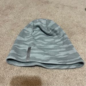 under armour grey camo beanie